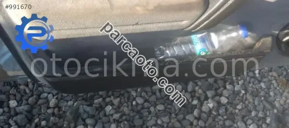 1997 renault 19 europa 1.4 çıkma sol ön kapı cebi