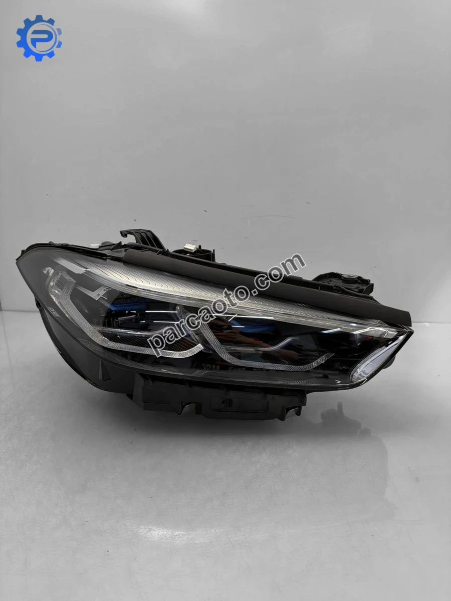BMW 8 G14 G15 G16 Orjinal Çıkma Full LED Laser Sağ Far 8739590-05