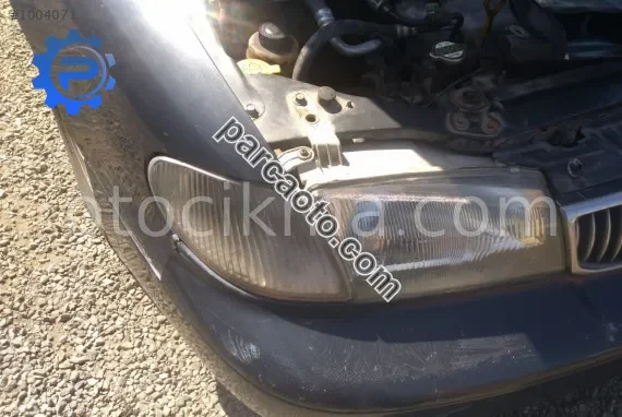 kia clarus 2.0 16v çıkma sağ far