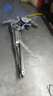 Honda hrv sağ ön cam krikosu çıkma