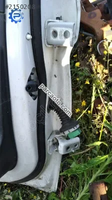 Peugeot 301 sol o kapi menteseleri çıkma
