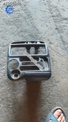 Hyundai Accent yumurta kasa teyp çerçevesi çıkma
