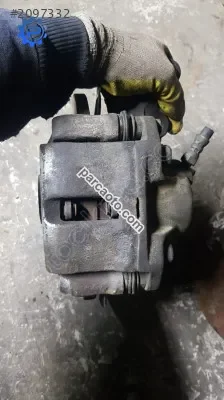 Renault 9 R9 sağ kaliper çıkma