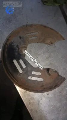 Kango 3 sağ arka taşıyıcı saçı yedek parça