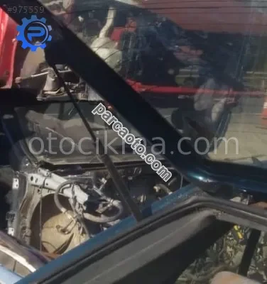 1996 renault 19 europa 1.6 hb çıkma bagaj menteşe