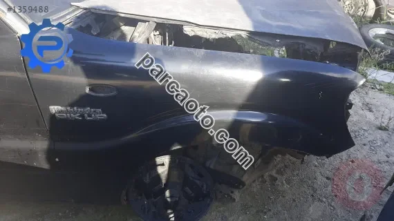 mahindra çıkma sağ ön çamurluk