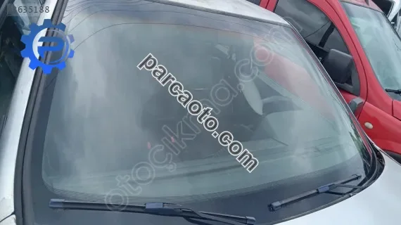 Alfa Romeo 164 ön cam yedek parça