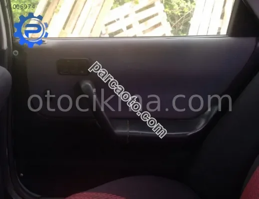 1993 model mazda 323 jb sökme sağ arka kapı döşeme