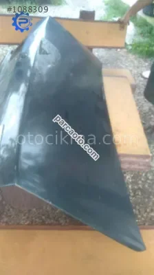 mazda 323 orjinal bagaj kapağı