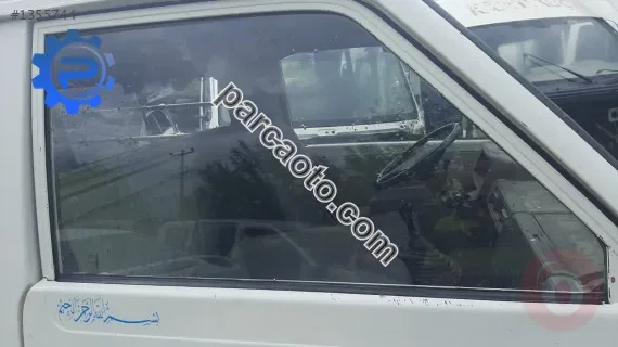 Kia besta hi çıkma sağ ön kapı camı