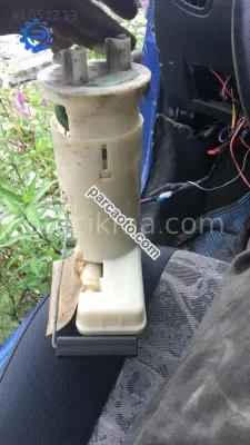 1998 model peugeot 106 1.4 benzinli çıkma depo şamandırası