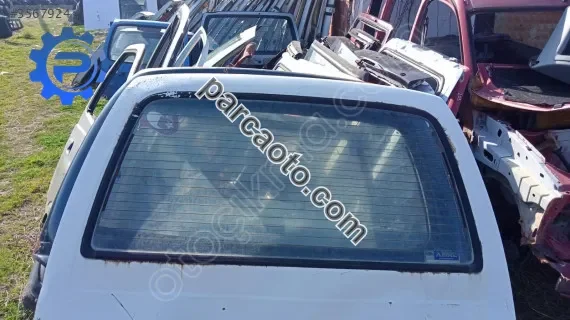 Nissan urvan bagaj camı yedek parça