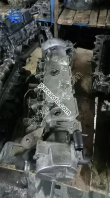 Renault trafik 1.9 silindir kapak yedek parça