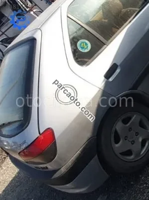 1998 peugeot 306 1.8 otomatik orjinal sağ arka çamurluk