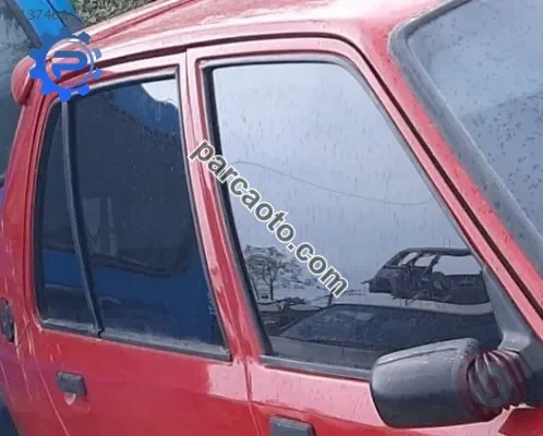 peugeot 205 1.4 benzinli çıkma sağ takım kapı camı