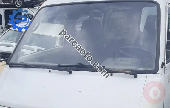 Kia besta hi çıkma ön cam
