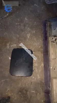 Mazda 929 depo dış gövde kapagi