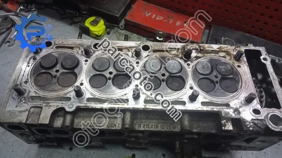 Mercedes Vito 638 silindir kapak dolu yedek parça