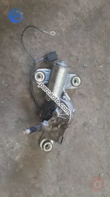 ford fiesta çıkma arka cam silecek motoru