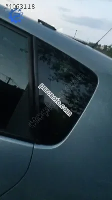 Renault Scenic 2 sol arka kelebek cam