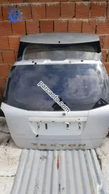 Sangyoung 270 SE bagaj camı çıkma