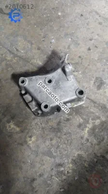 Peugeot partner 1,9 motor kulağı orjinal çıkma