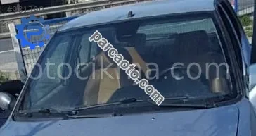 1998 peugeot 306 1.8 otomatik çıkma ön cam