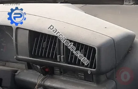 1993 model peugeot 405 çıkma orta menfezler