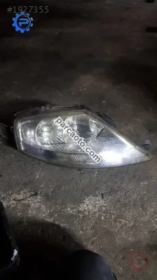 citroen c3 çıkma sağ far camı