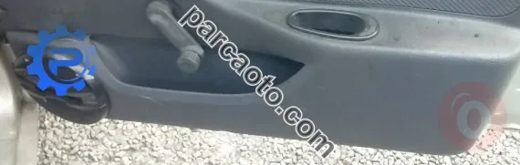 dacia solenza 1.4 çıkma sağ ön kapı cebi