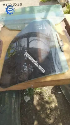Fiesta flair sağ ön kapı camı çıkma