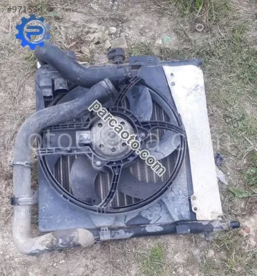 2009 model peugeot 207 1.4 çıkma fan radyatörü pervane motor