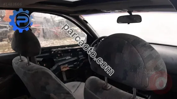 1996 hyundai elantra 1.8 otomatik çıkma koltuk başlıklar