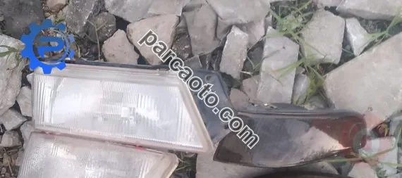 1996 kia sephia 1.6 16v benzinli çıkma sağ far sinyal