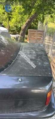 Bmw E34 Bagaj Kapağı Temiz Sorunsuz
