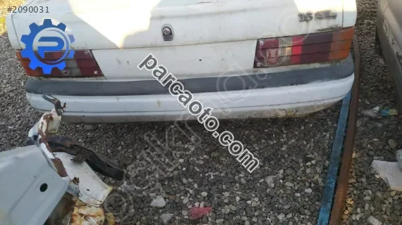 Escort 1.6 89-92 arka tampon çıkma