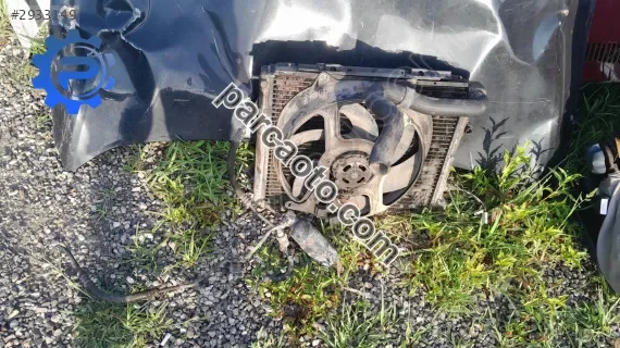 Renault 19 klimali şu radyator klima radyator fan set yedek parça