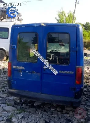 1997 renault espress 1.4 kesme arka kasa
