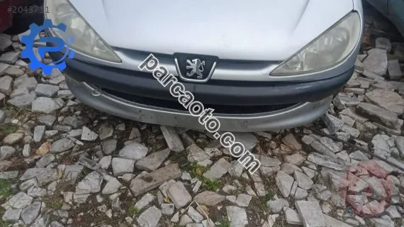 Pejo 206 ön tampon çıkma