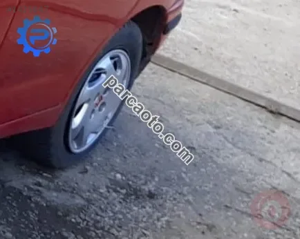 1998 seat ibiza 2.0 gti çıkma sol arka jant lastik