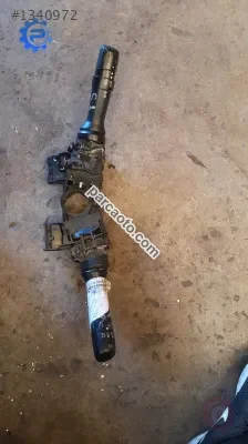 citroen c1 çıkma sinyal silecek ünitesi