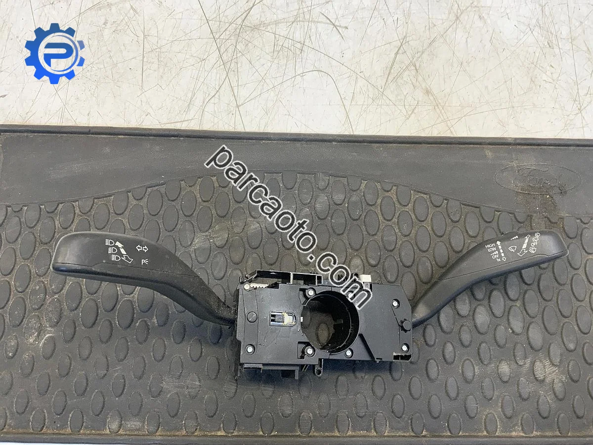 Skoda Fabia Sinyal Kolu - Mersin Tarsus