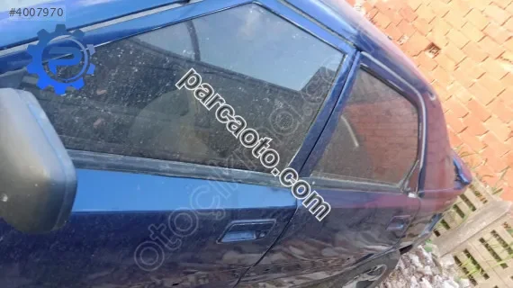 Mazda 323 hb sol kapı camları yedek parça