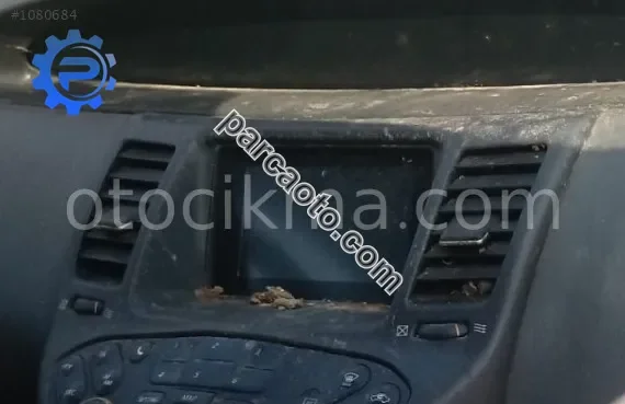 2002 2007 nissan primera tekno çıkma orta menfezler
