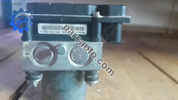 Ford falcon abs beyni çıkma