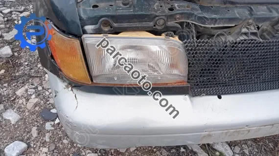 Kia Sportage 96 model sağ far