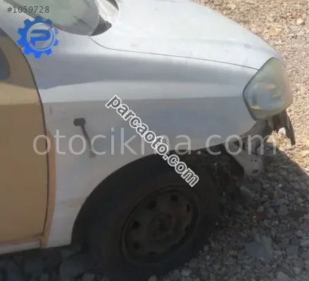 2011 model chevrolet aveo ls çıkma sağ ön çamurluk