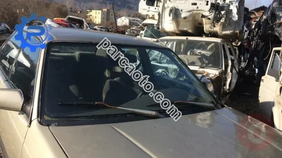 1992 model mazda 626 kesme tavan