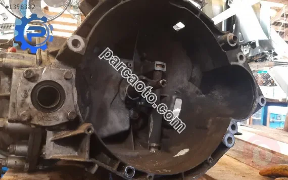 Peugeot j5 çıkma komple şanzıman 2.5