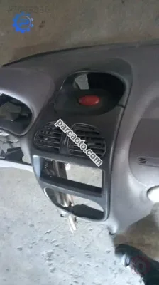 206 teyp çerçeve çıkma